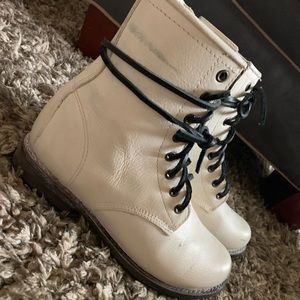 ❤️🤩FREEBIRD Manchester combat boots distressed